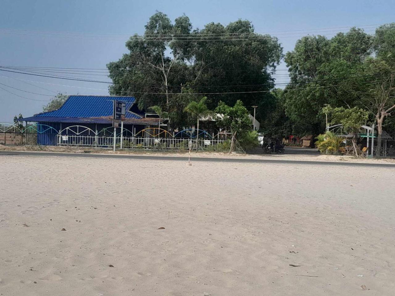 La Plage De Kampot By Lee & Hap Guest House Экстерьер фото